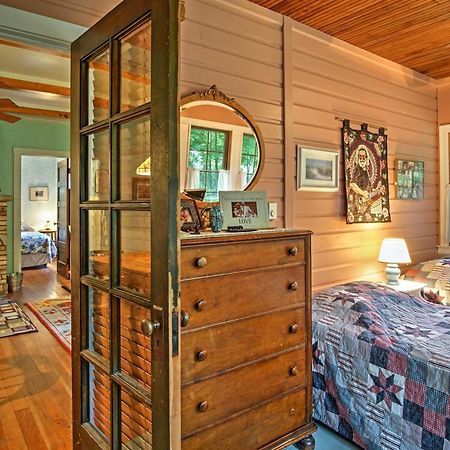 Harbert Cottage And Studio Half Mile To Beach! Екстер'єр фото